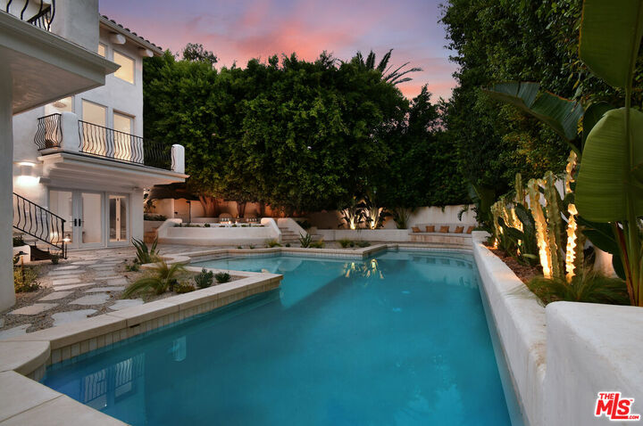 Property Photo:  17647 Belinda St  CA 91316 