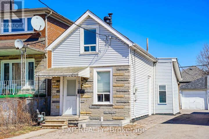 Property Photo: 47 Greendale Avenue Upper ON M6N 4P4