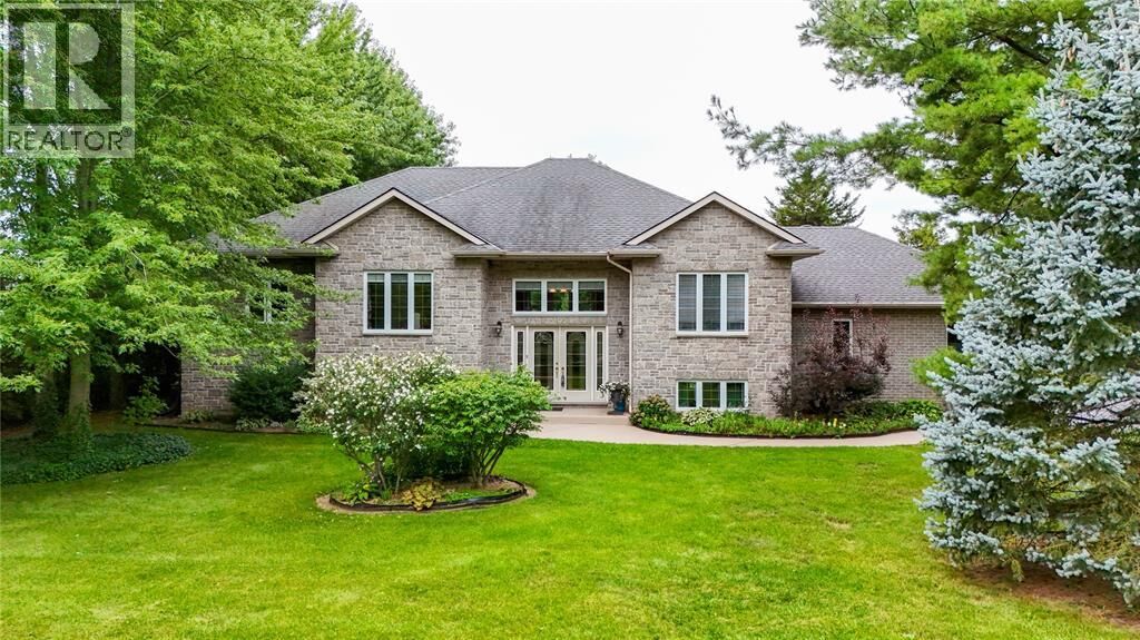 Property Photo:  8766 Vance Drive  ON N0N 1J7 