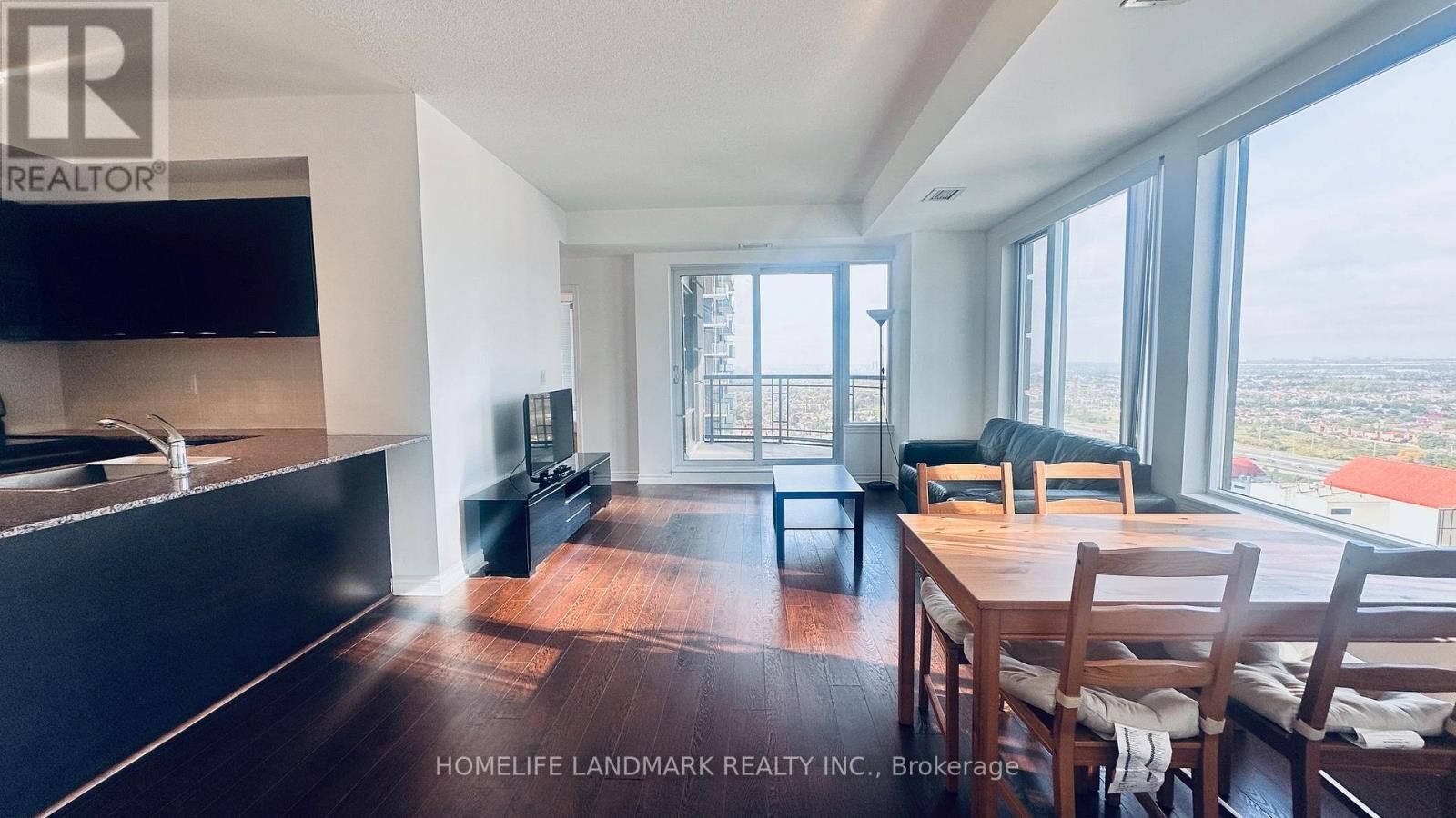 Property Photo: 385 Prince Of Wales Drive 2711 ON L5B 0C6