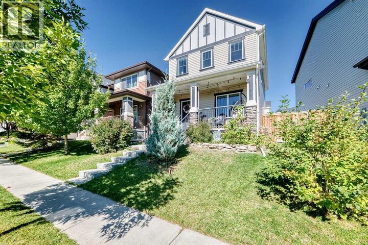 Property Photo:  10 Reunion Grove Northwest  AB T4B 0Z7 