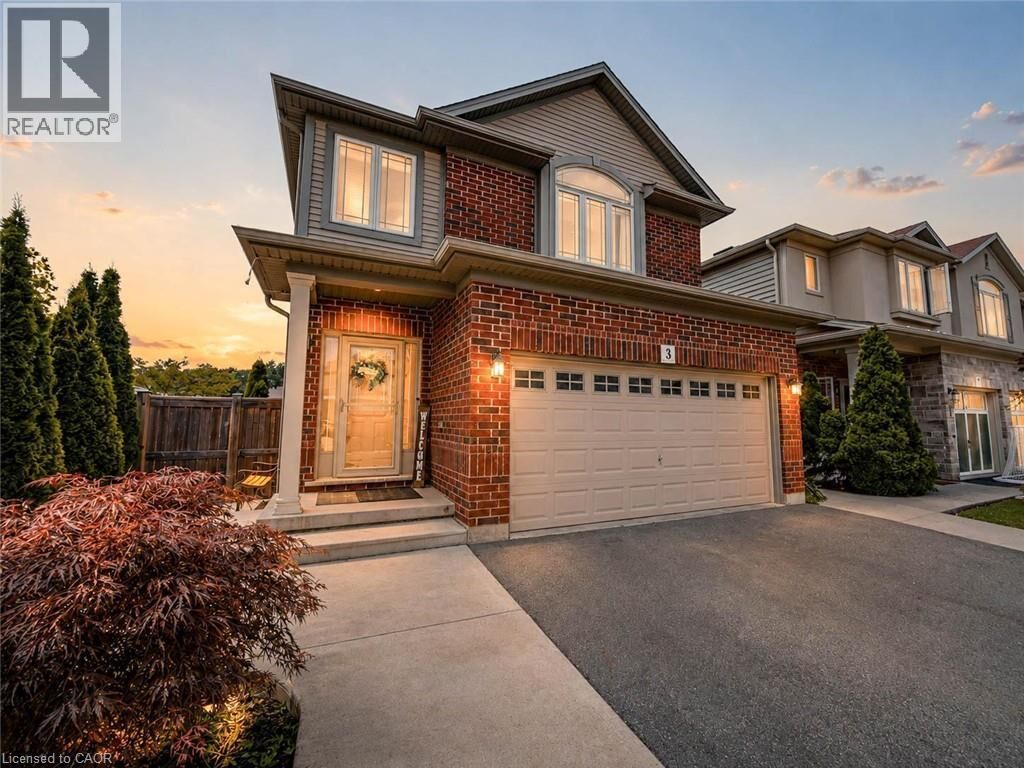 Property Photo: 3 Hitching Post Ridge ON L0R 1C0