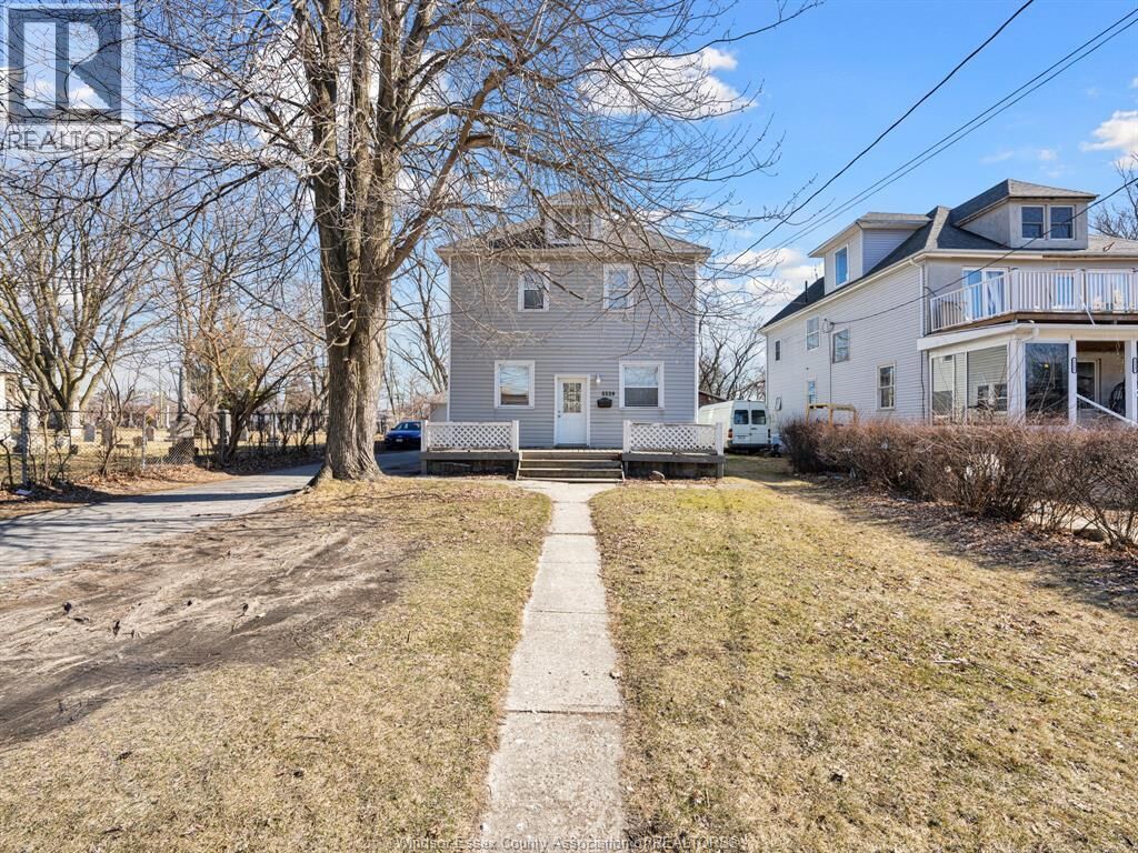 Property Photo:  3329 Sandwich Street  ON N9C 1B2 