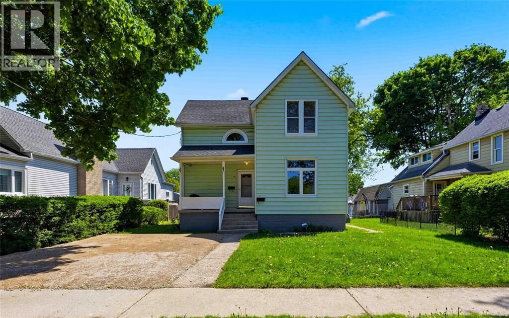 Property Photo:  394 Palmerston Street South  ON N7T 3P2 