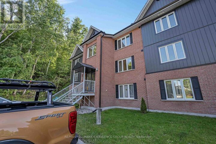 Property Photo: 216 Edwards Street 4A ON K4K 1H7
