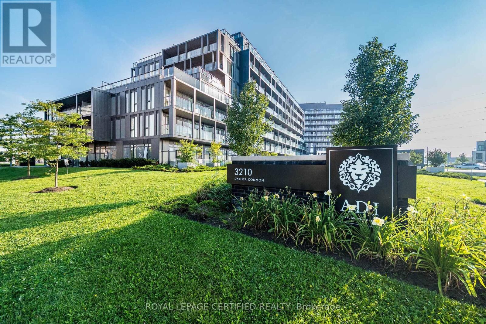Property Photo: 3210 Dakota Common A410 ON L7M 2A8