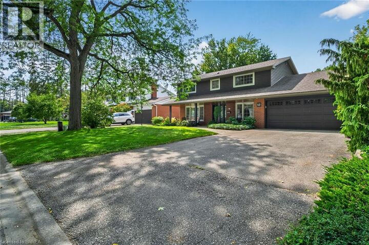 Property Photo:  42 Robinson Avenue  ON N3S 6X5 