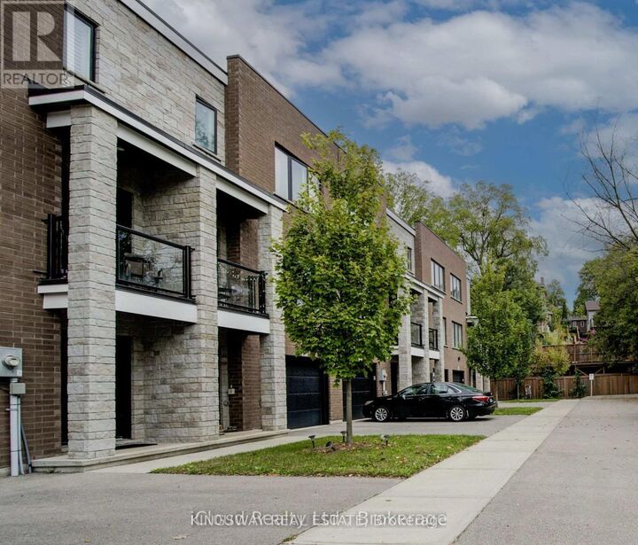 Property Photo:  33 Jarvis Street  ON N3T 4A7 