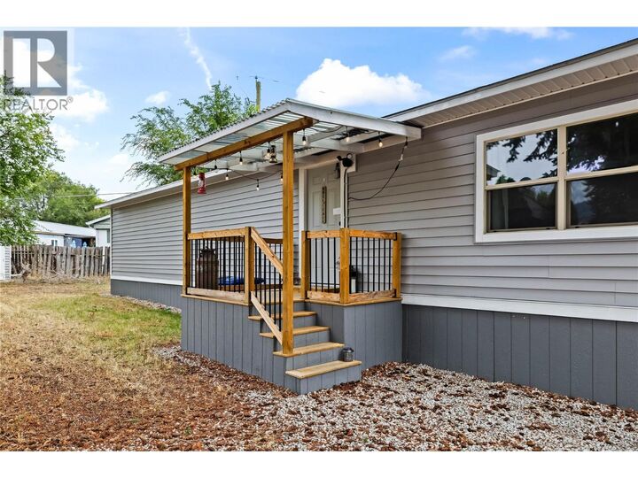 Property Photo:  2065 Boucherie Road 41  BC V4T 2A8 