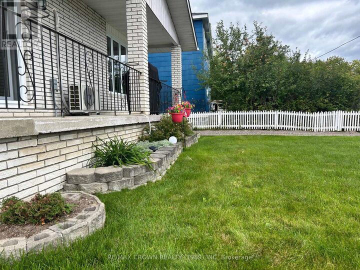 Property Photo:  85 Byng Avenue East  ON P5N 1W9 