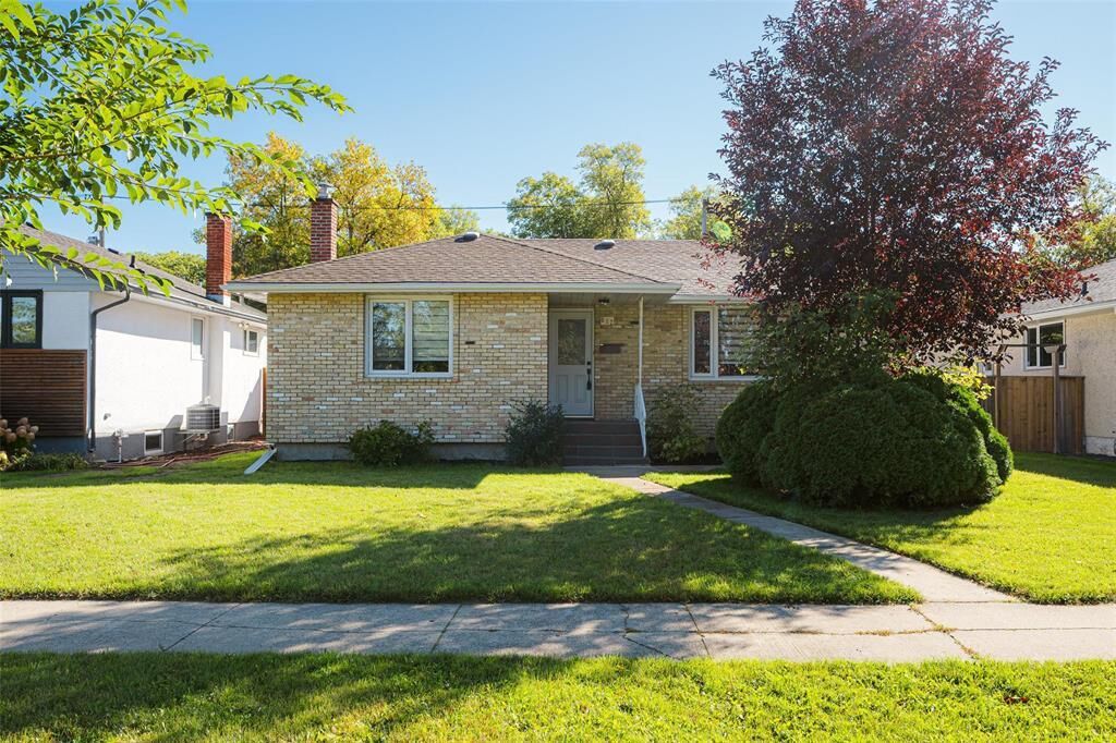Property Photo: 682 Centennial Street MB R3N 1R2