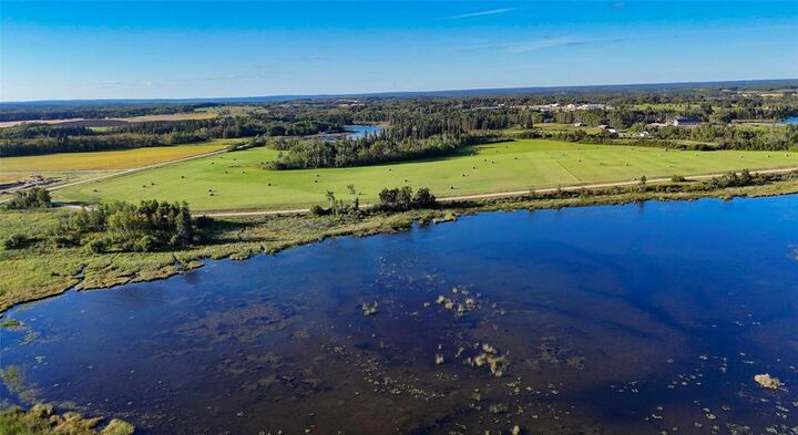 Photo de la propriété:  2 Holmstrom Road  MB R0J 1N0 