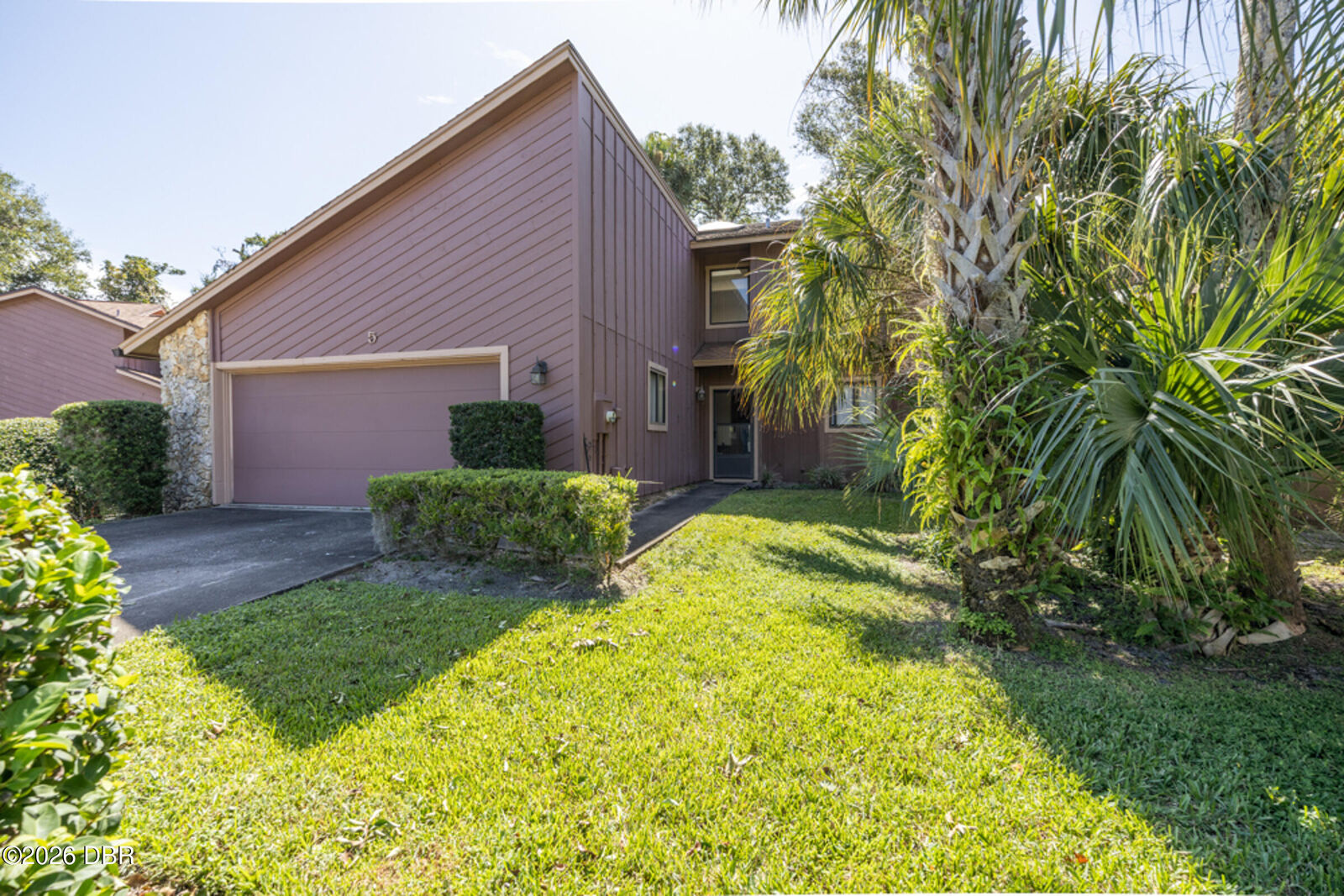Property Photo: 5 Wildwood Trail N FL 32174