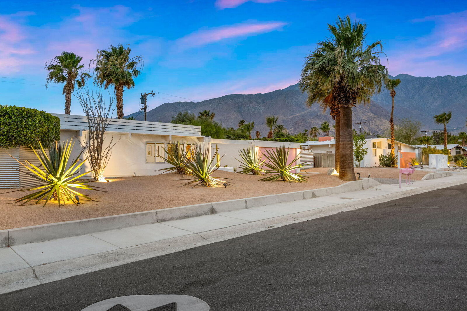 Property Photo: 483 E Francis Drive CA 92262