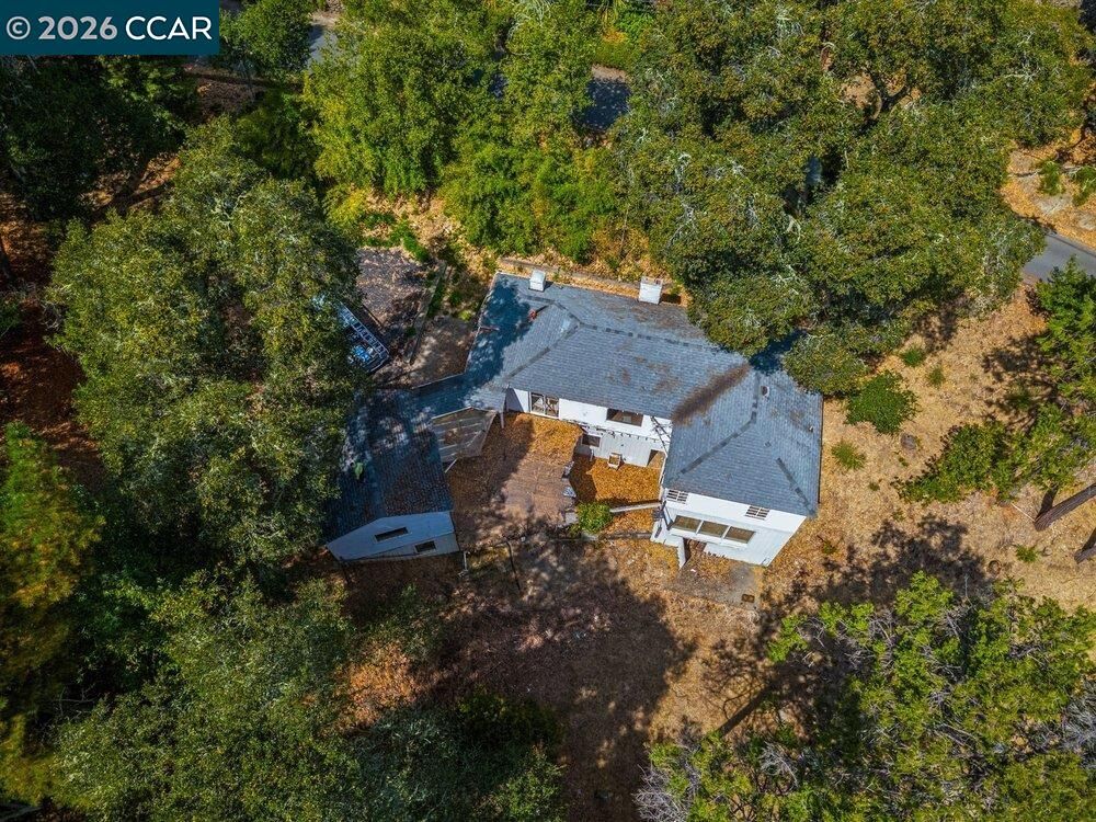 Property Photo: 34 La Campana Rd CA 94563