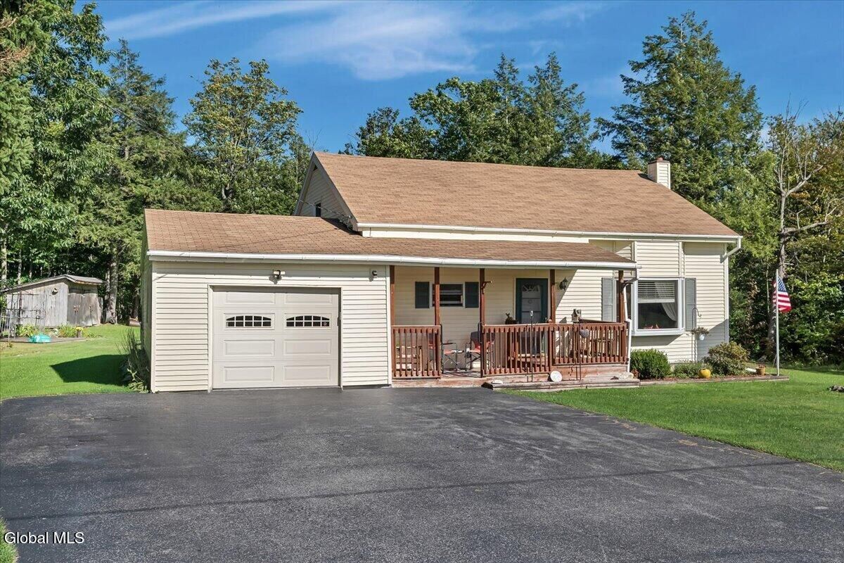 Property Photo:  586 Knight Road  NY 12053 