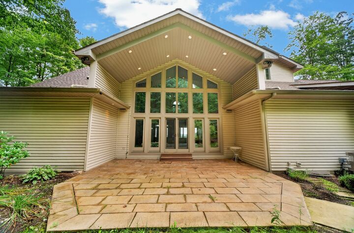 Property Photo: 8895 US Highway 322 Highway PA 16316