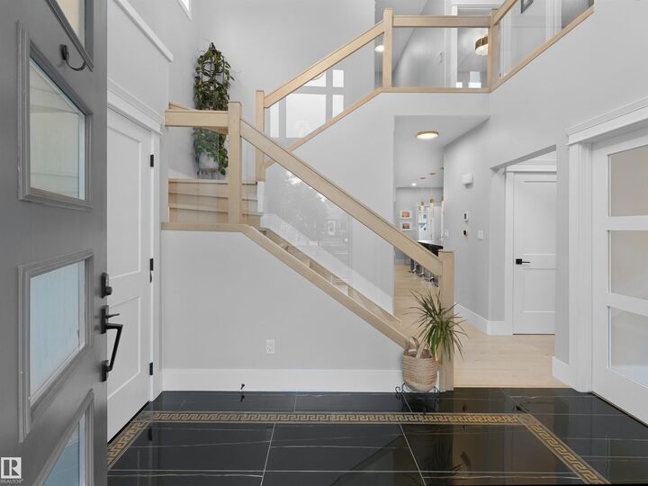 Property Photo:  10926 72 Avenue NW  AB T6G 0A9 