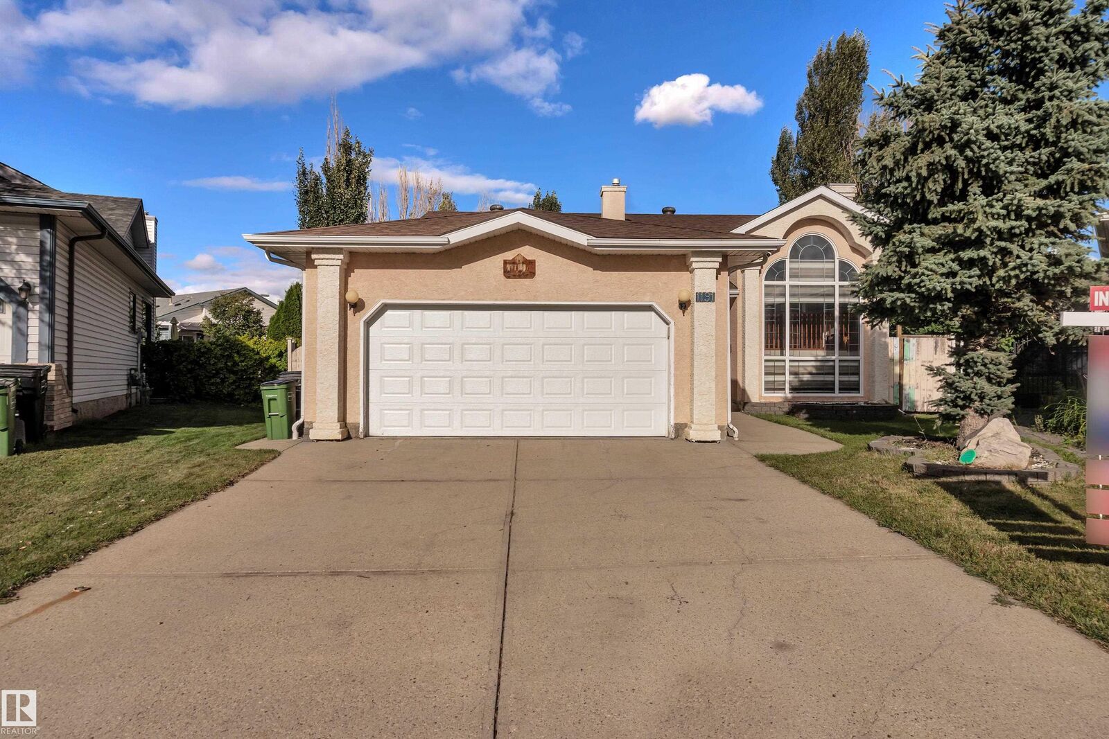 Property Photo:  1191 Joyce Road NW  AB T6L 6V4 