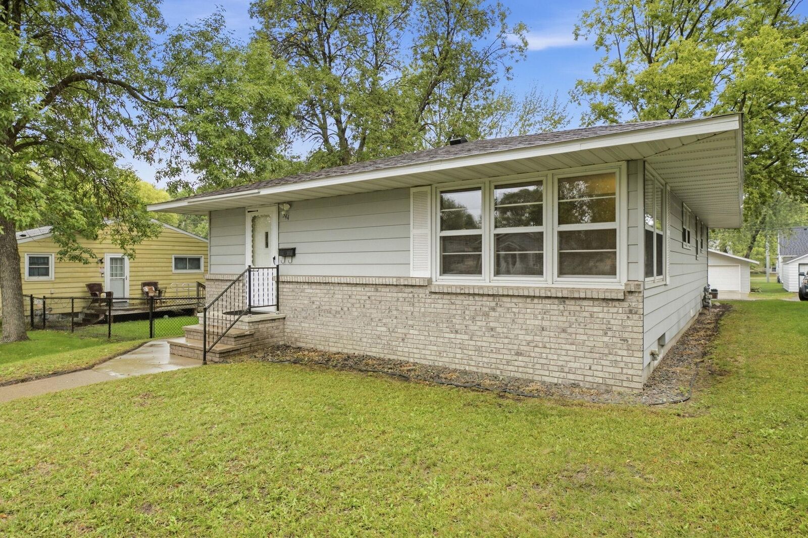 Property Photo:  344 25th Avenue N  MN 56303 