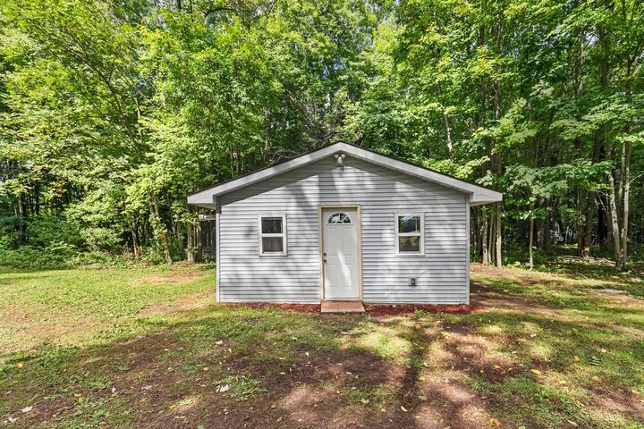 Property Photo:  16201 Evergreen Road  MN 55063 