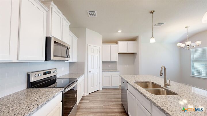 Property Photo:  1936 Caponier Street  TX 76559 