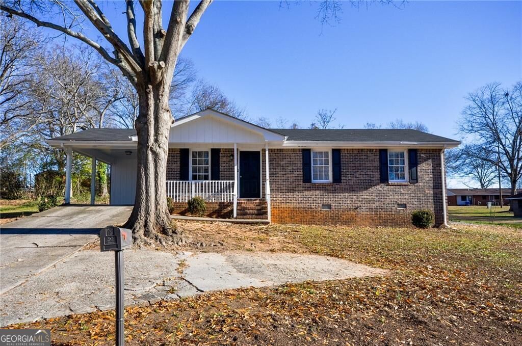 Property Photo: 200 Capitol Avenue GA 30680