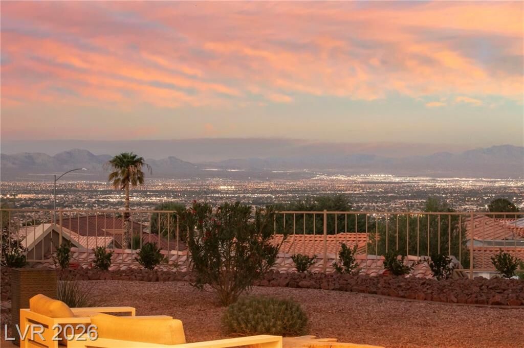 Property Photo: 2548 Faiss Drive NV 89134