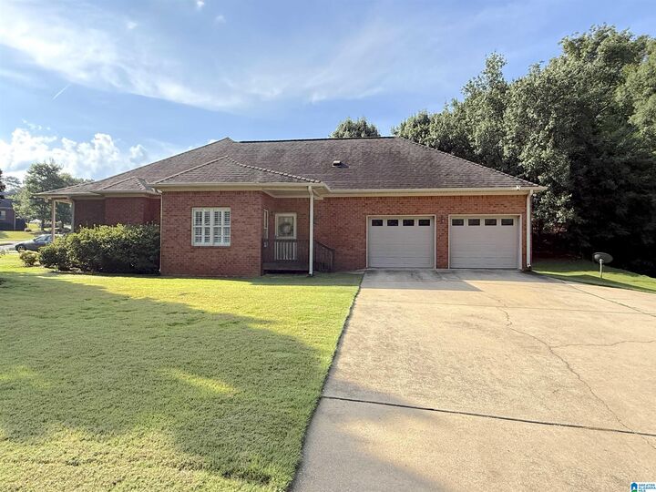 Property Photo:  501 Magnolia Crest Circle  AL 35071 