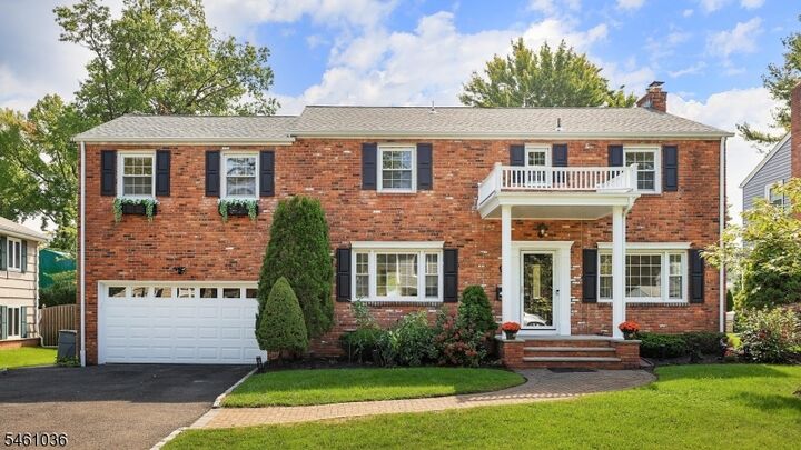 Property Photo:  9 Cornell Rd  NJ 07016 