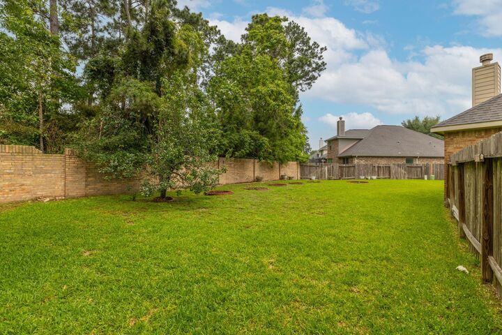 Property Photo:  16911 Caldwell Pointe Court  TX 77346 