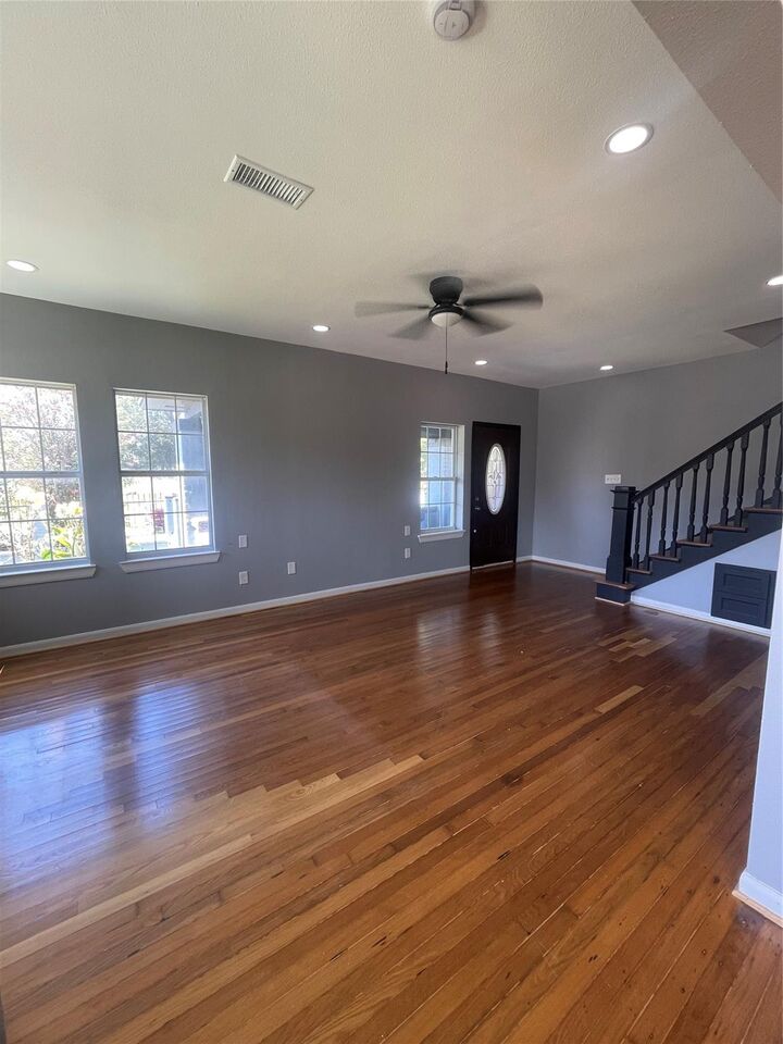 Property Photo: 2517 Isabella St Street TX 77004