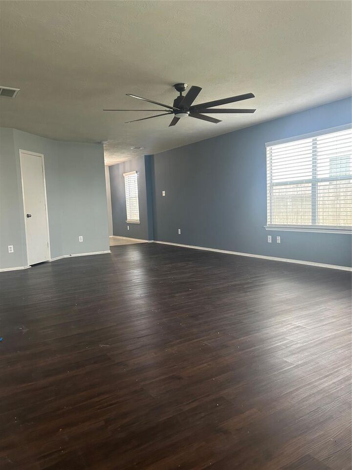 Property Photo:  4419 Amaryllis Avenue  TX 77521 
