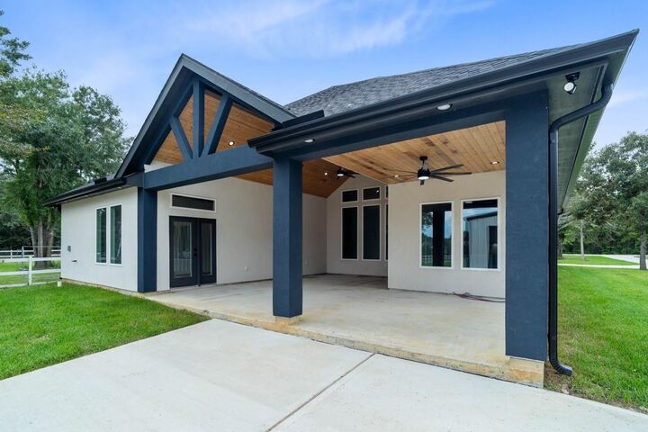Property Photo: 2062 White Doe Court TX 77328