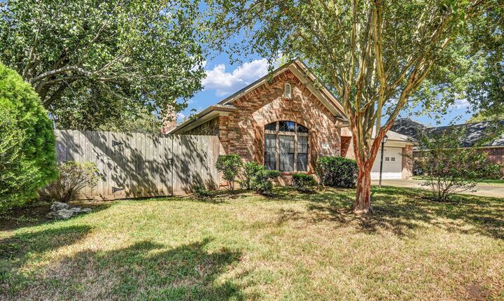 Property Photo:  310 Chestnut Street  TX 77566 