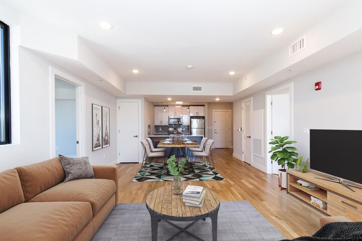 Property Photo:  198 Academy St 4A  NJ 07306 