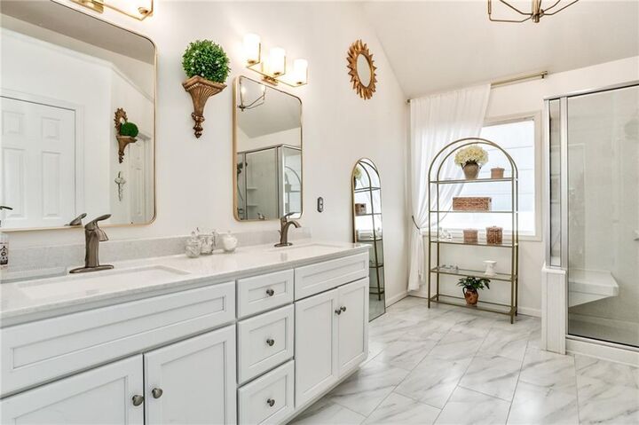 Property Photo: 8901 W 125th Terrace KS 66213