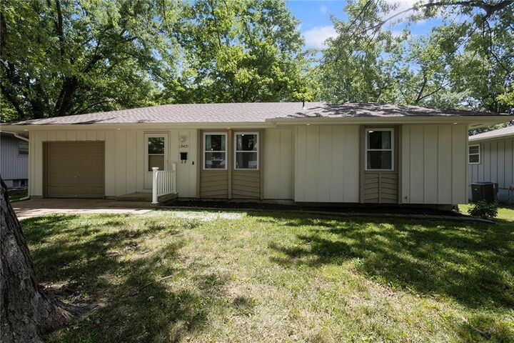 Property Photo:  13421 Lowell Avenue  MO 64030 
