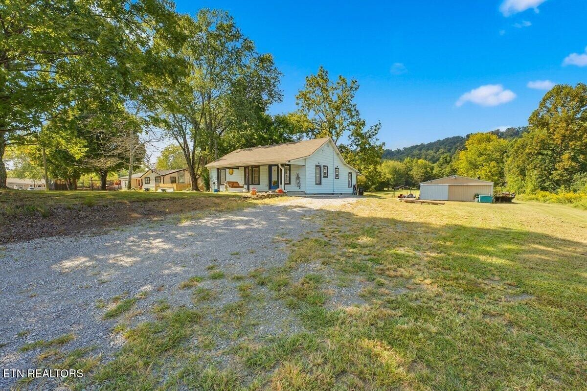 Property Photo: 6101 Ball Rd TN 37931