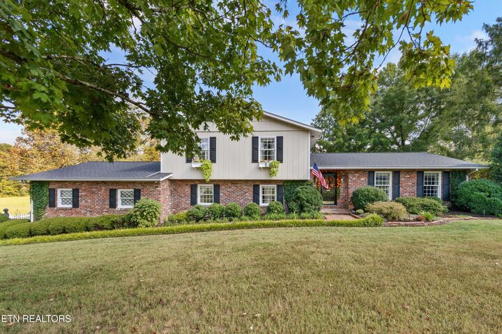Property Photo: 150 Raccoon Valley Rd TN 37849