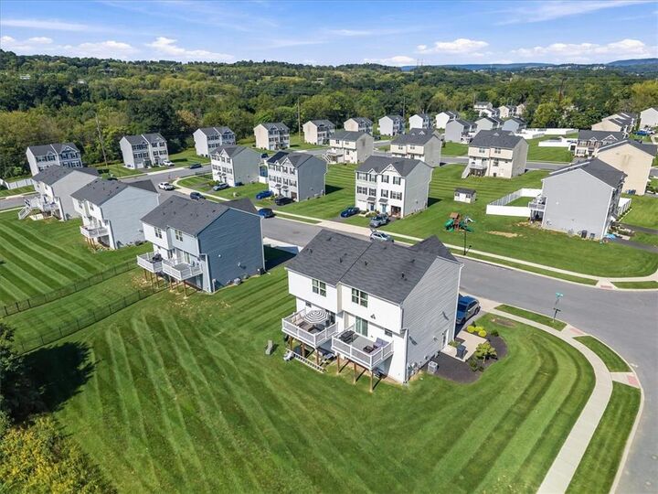 Property Photo:  435 Levee Run Road  PA 18067 