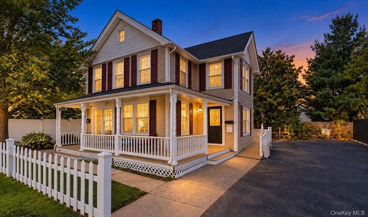 Property Photo:  21 Carleton Avenue  NY 11730 