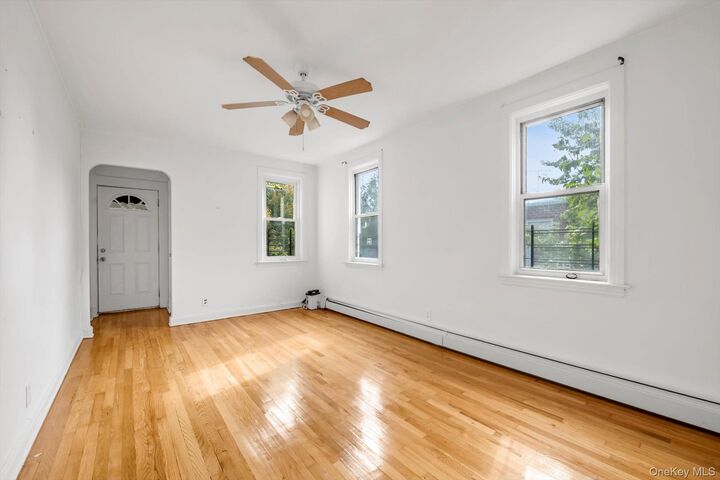 Property Photo: 1609 Colden Avenue NY 10462