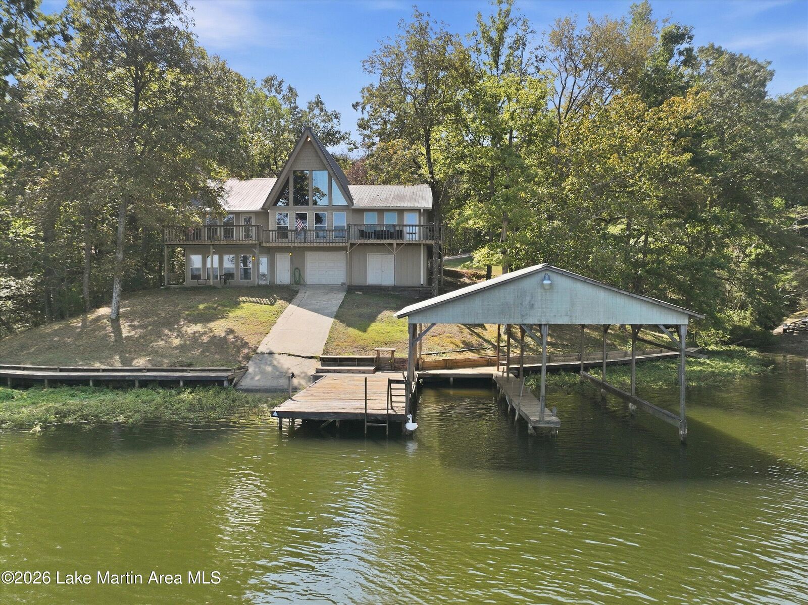 Property Photo: 2178 Lands End Rd AL 35151