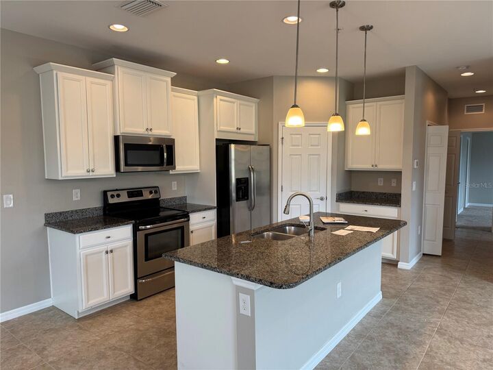 Property Photo:  4271 Expedition Way 103  FL 34229 