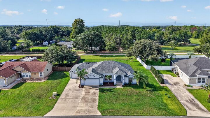 Property Photo:  36731 Tropical Wind Lane  FL 32735 
