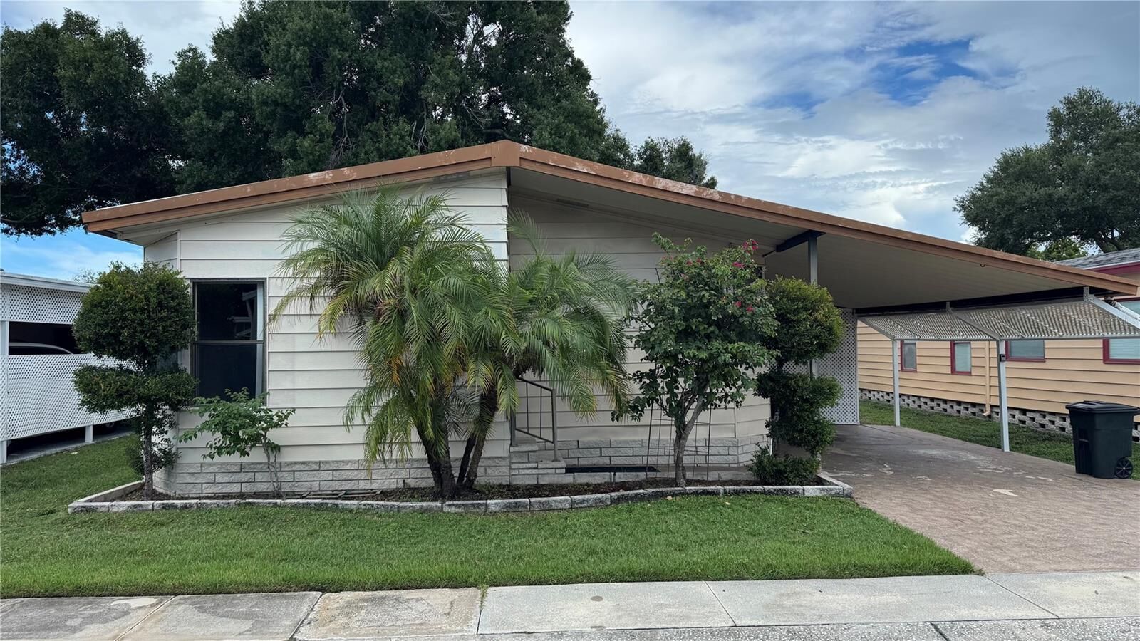 Property Photo:  1001 Starkey Road 329  FL 33771 