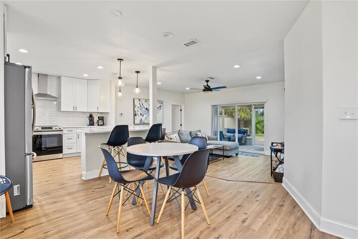 Property Photo: 12565 81st Avenue FL 33776
