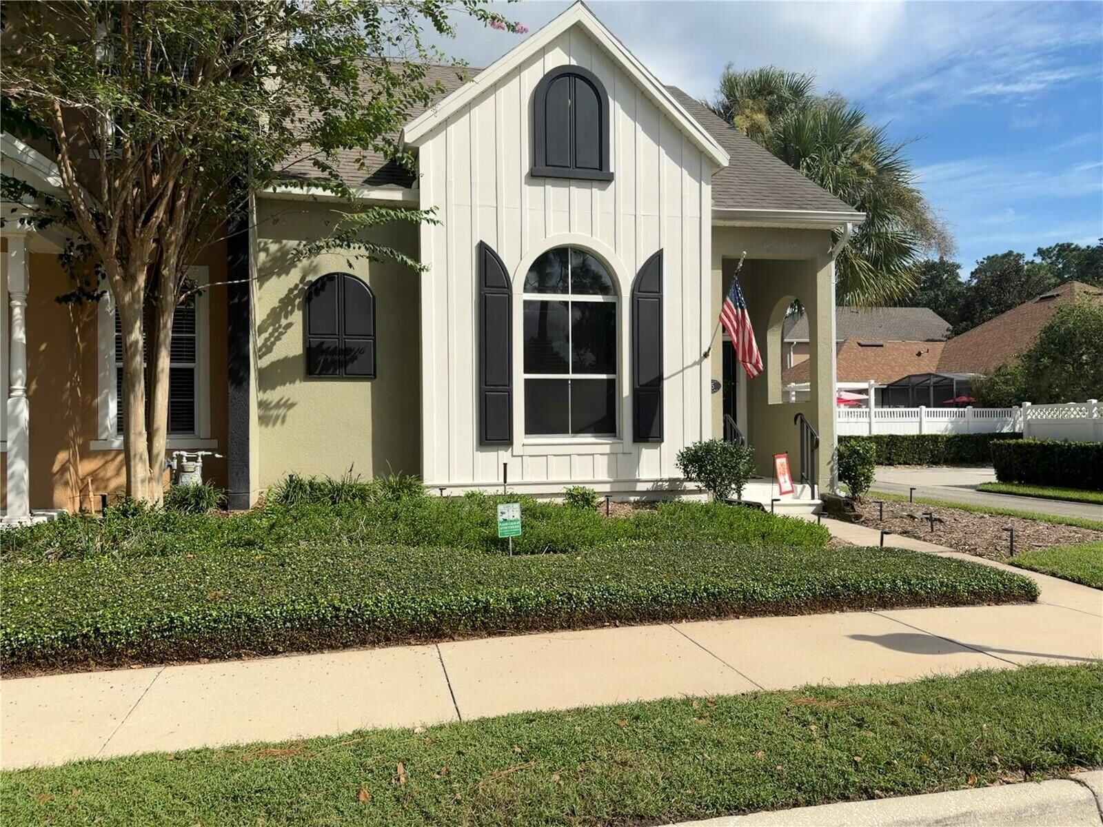 Property Photo:  235 Endicott Way  FL 32724 