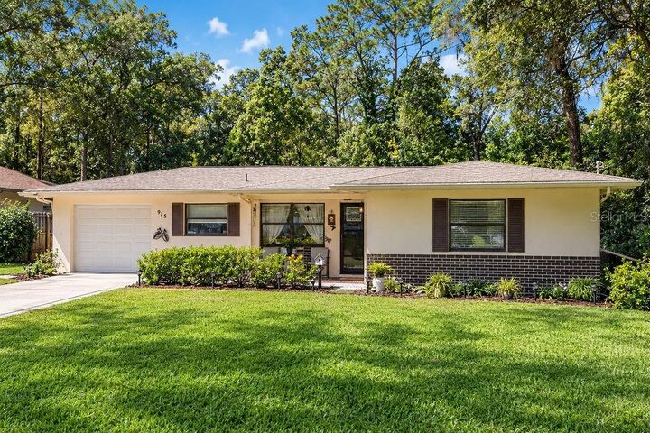 Property Photo: 915 Orchid Avenue FL 34452